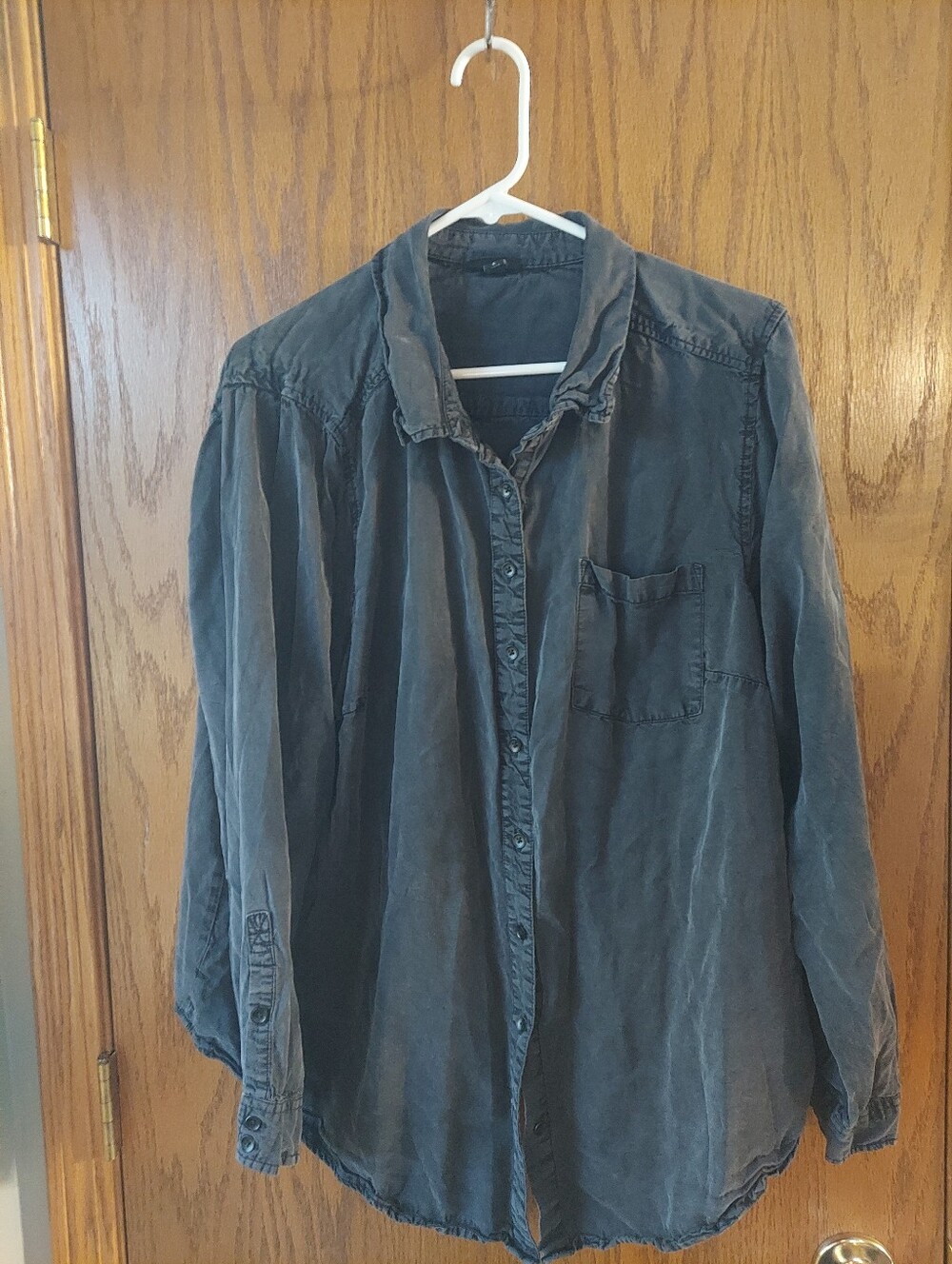 Torrid Dark Grey Washed 100% Tencel Lyocell Button Down Shirt - Size 2 / 2X